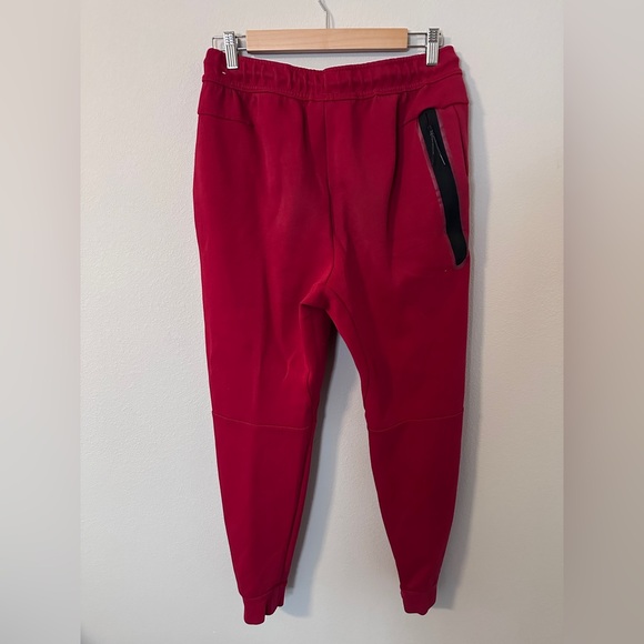 Nike Men's red Crimson Joggers with black accents and pockets size medium - Picture 3 of 4